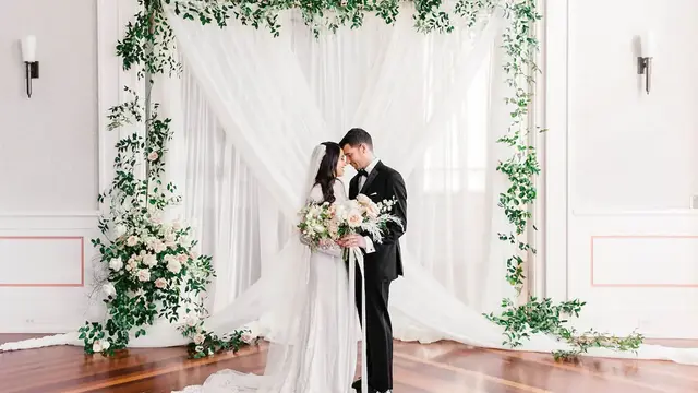 Rekomendasi Gaun Prewedding Indoor
